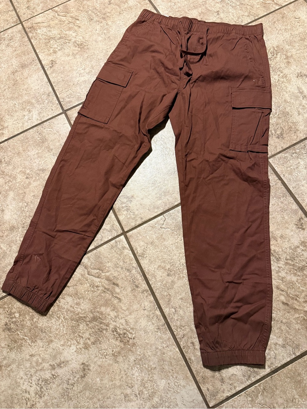Hurley Men's Cargo Joggers in Deep Brown
